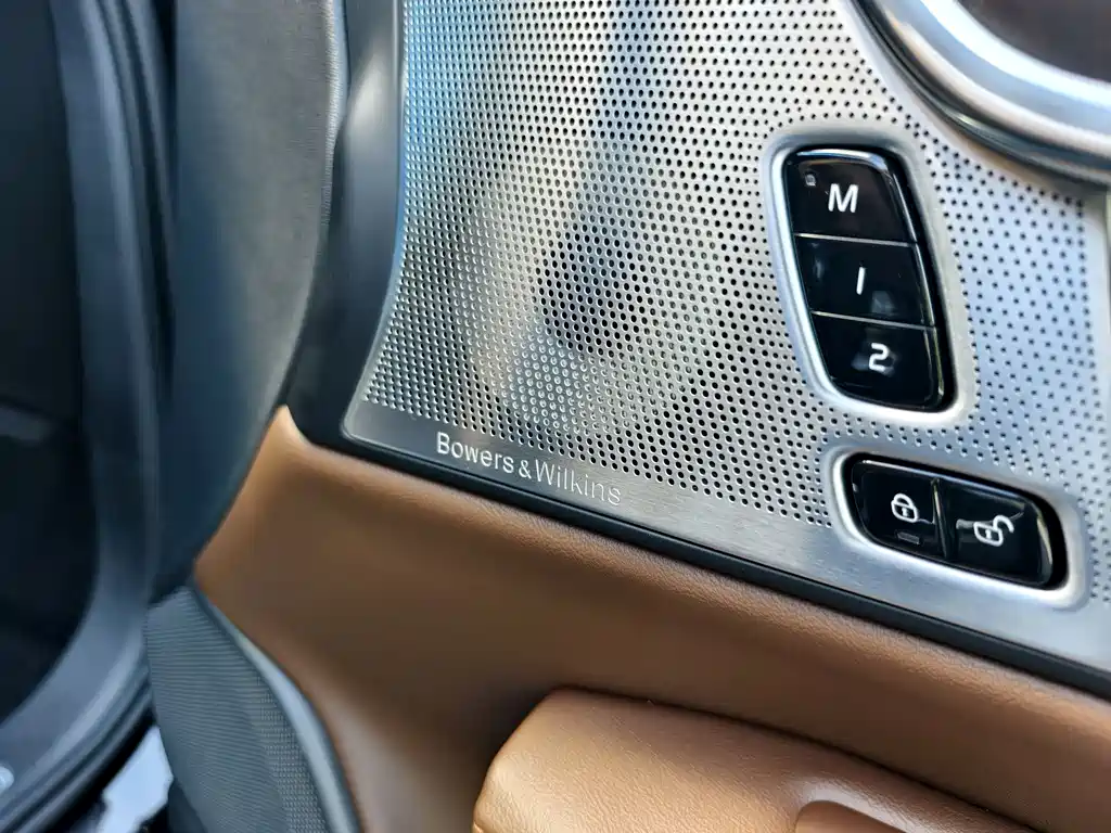 VOLVO S90 PLUG IN HYBRID