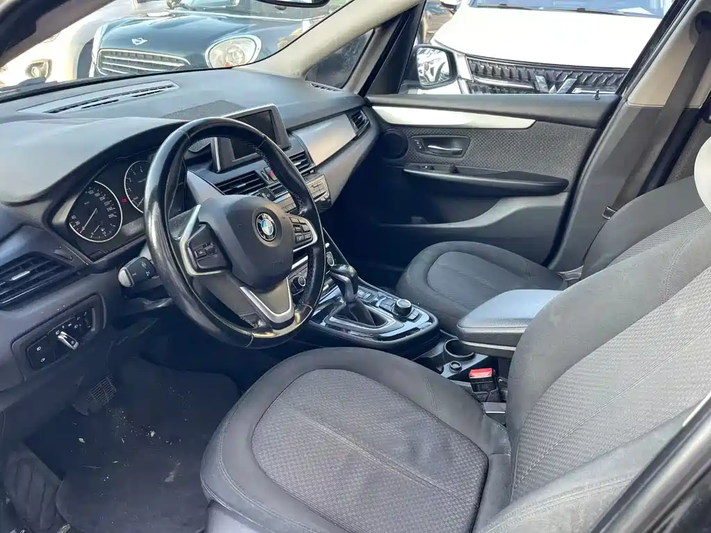 BMW 2 SERIES STATION WAGON