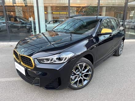 宝马X2 2023款 xDrive 25i 曜熠版