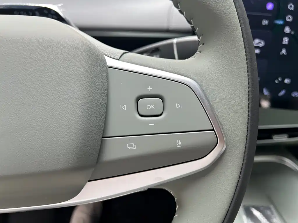 Changan Deepal DARK BLUE S07