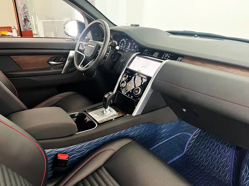 LAND ROVER DISCOVER SPORTS