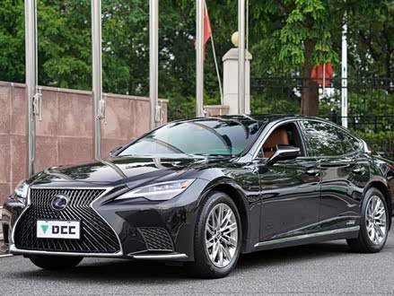 雷克萨斯LS 2021款 500h 豪华版