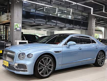 飞驰 2021款 4.0T V8 标准版