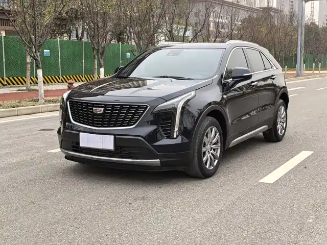 CADILLAC XT4