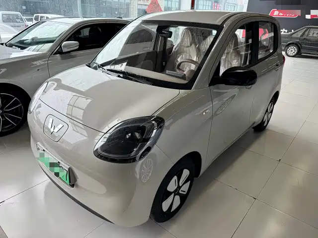 WULING AUTOMOBILE HONGGUANG MINIEV 2025