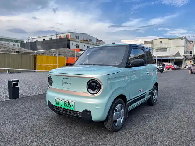 GEELY GALAXY PANDA 2023
