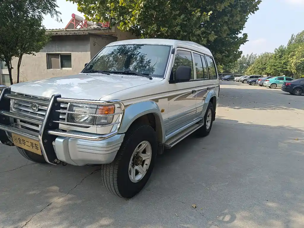 Leopaard Leopaard 6481 2015