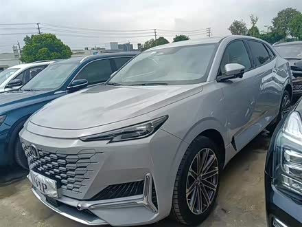 长安UNI-K 2021款 2.0T 全轮驱动尊贵型
