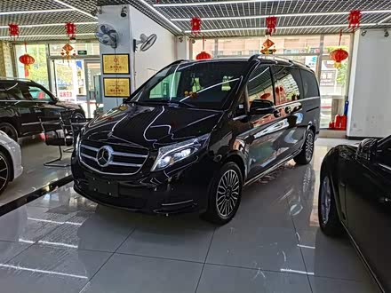 奔驰V级 2017款 V 260 尊贵版