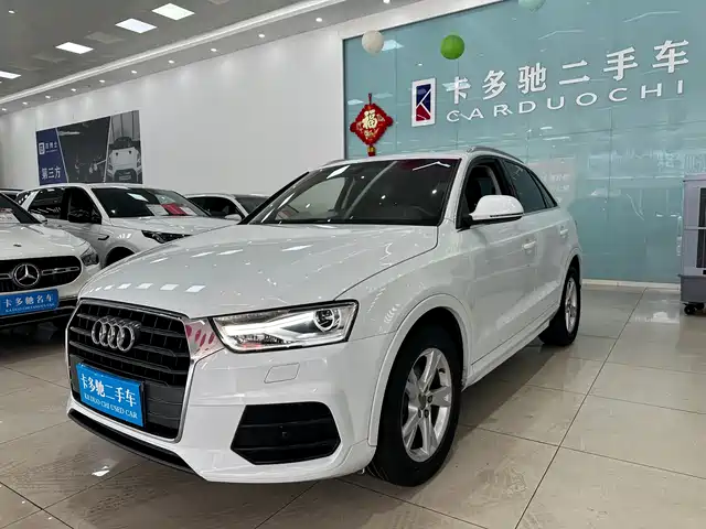 AUDI Q3 2017