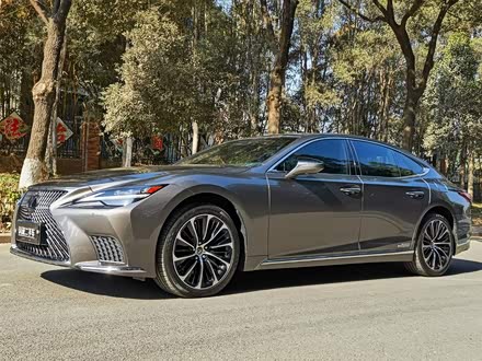 雷克萨斯LS 2021款 500h 行政版