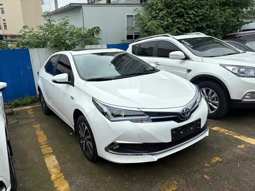 TOYOTA COROLLA DUAL ENGINE E+