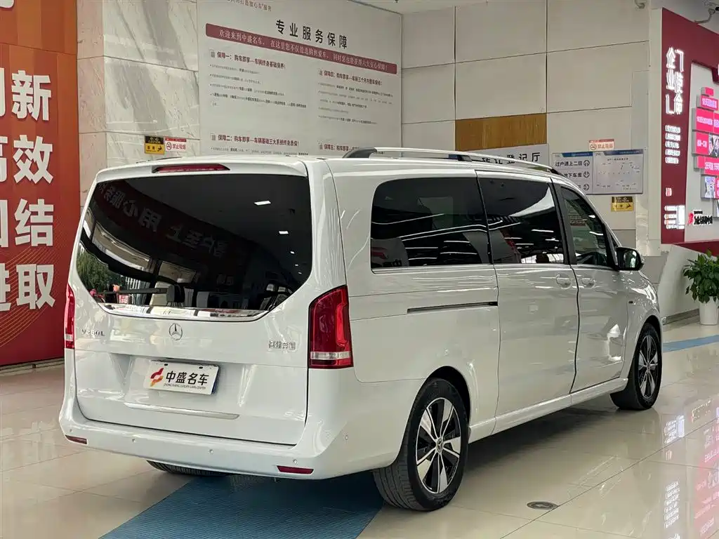 MERCEDES-BENZ V CLASS