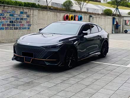 长安UNI-V 2022款 1.5T 智慧领航型