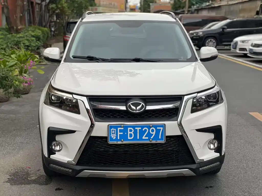 BAIC HUANSU BAIC MAGIC SPEED S5