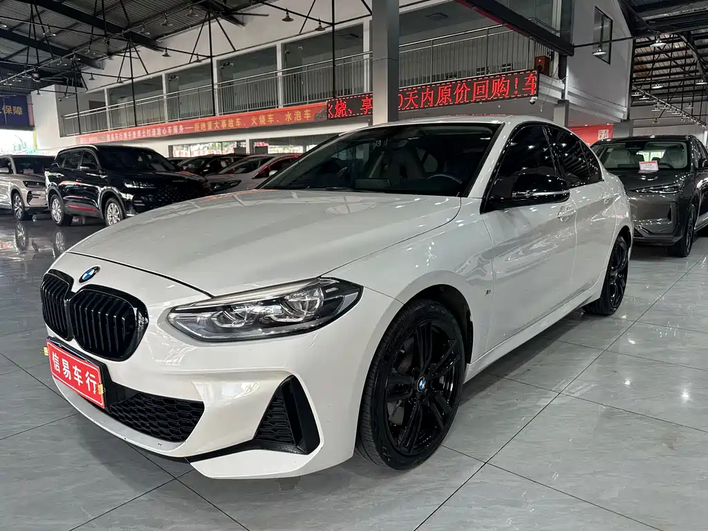 BMW 1 Series 2022