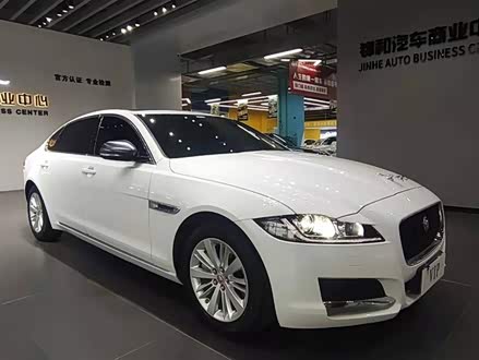 捷豹XFL 2020款 XFL 2.0T P200 两驱风华版