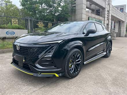 长安UNI-T 2022款 1.5T 运动版 尊贵型