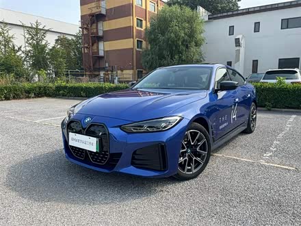 宝马i4 2022款 eDrive40