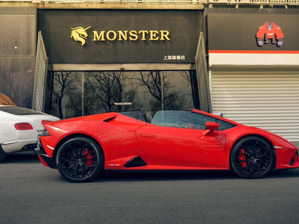 LAMBORGHINI HURACÁN