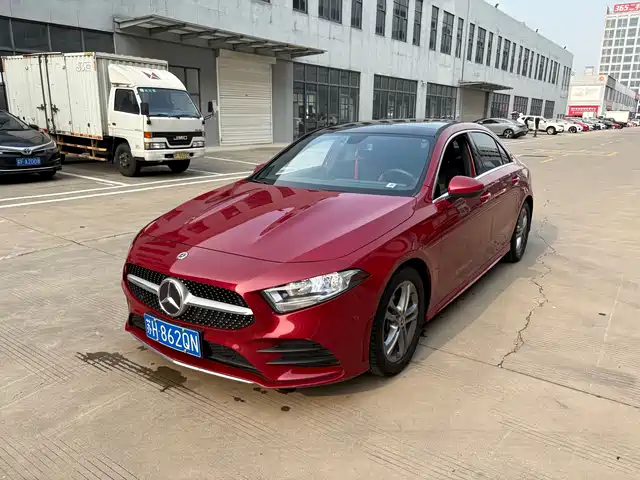 MERCEDES-BENZ A CLASS 2021