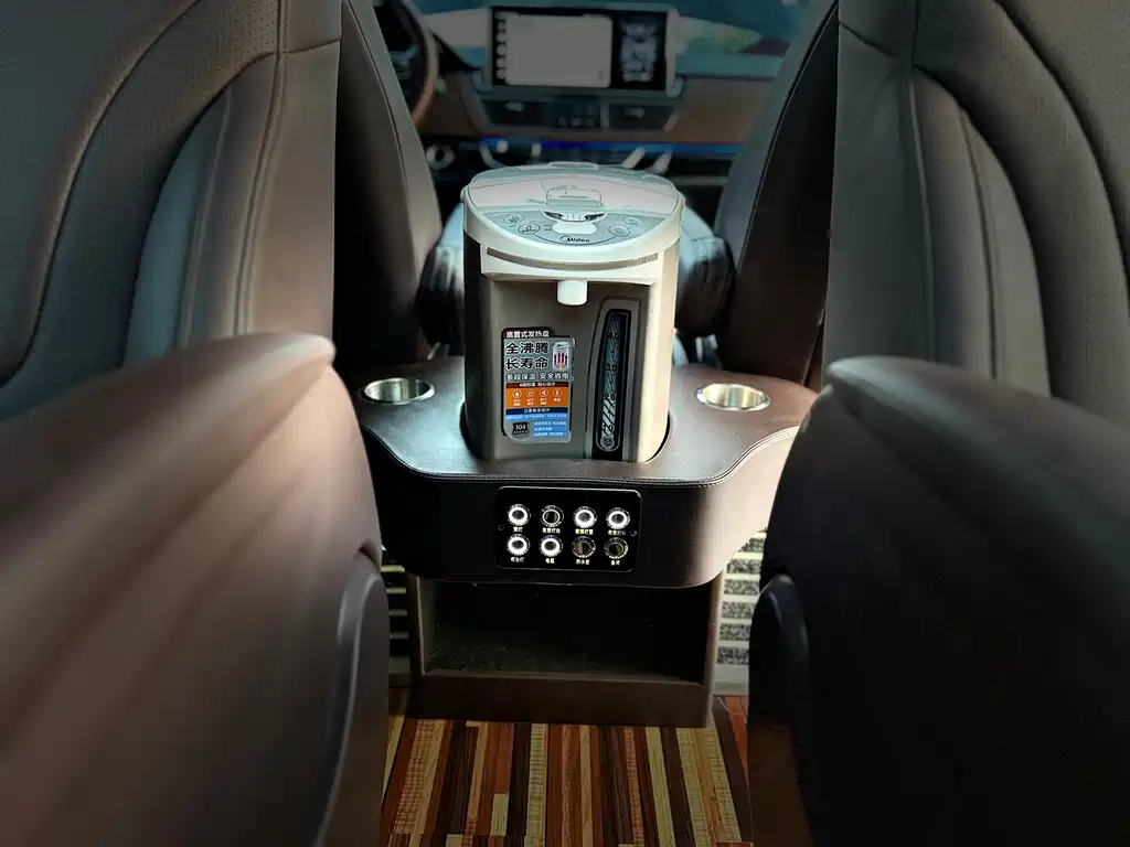 SAIC MAXUS CHASE G10