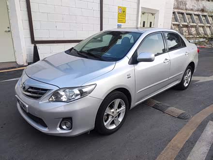 卡罗拉 2013款 特装版 1.8L CVT至酷版GL-i