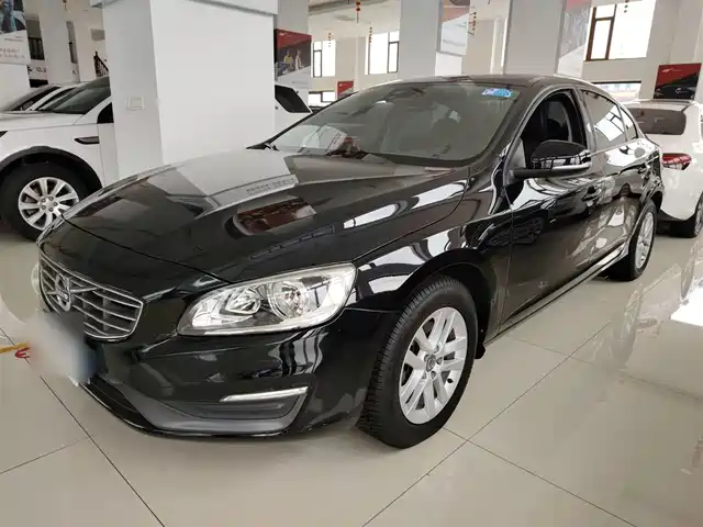 VOLVO  S60 2016