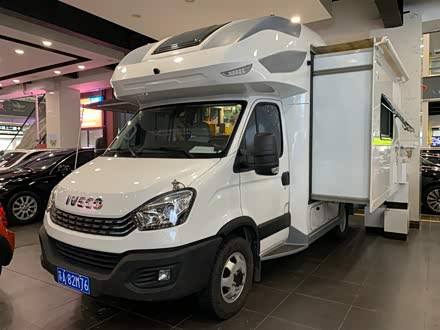 依维柯C型房车 2021款 3.0T 自动