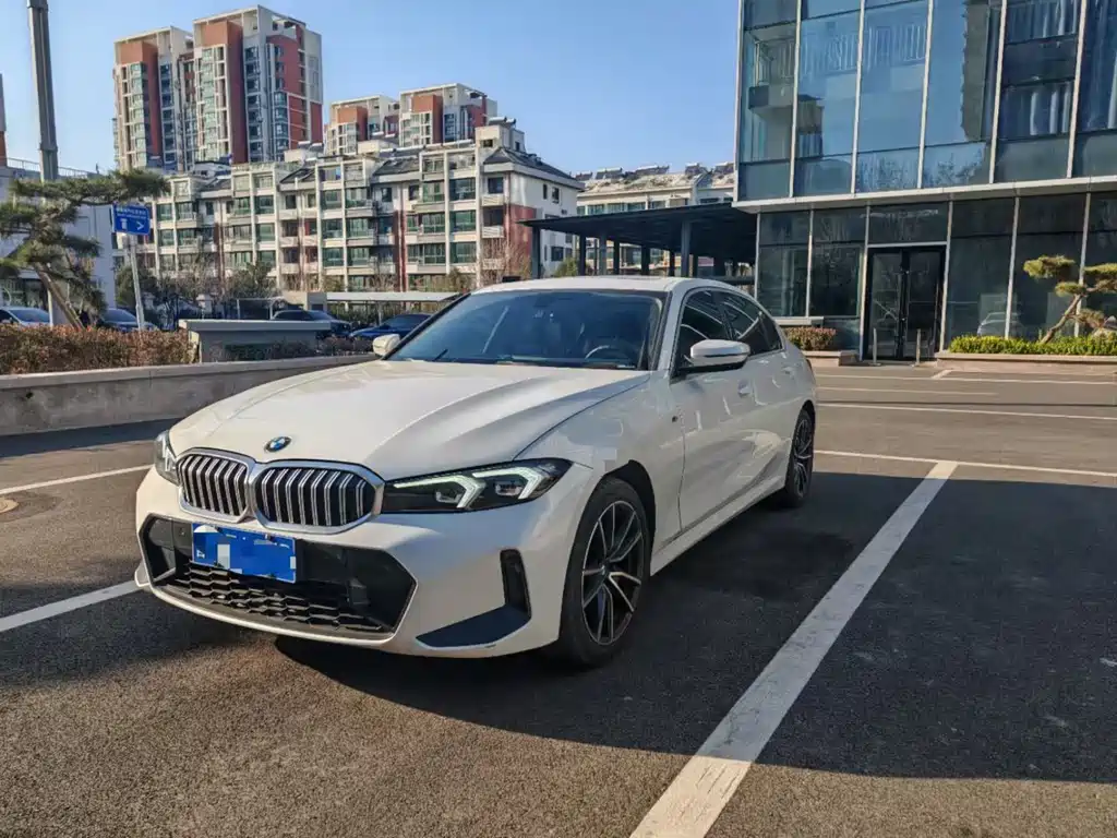 BMW 3 Series 2023