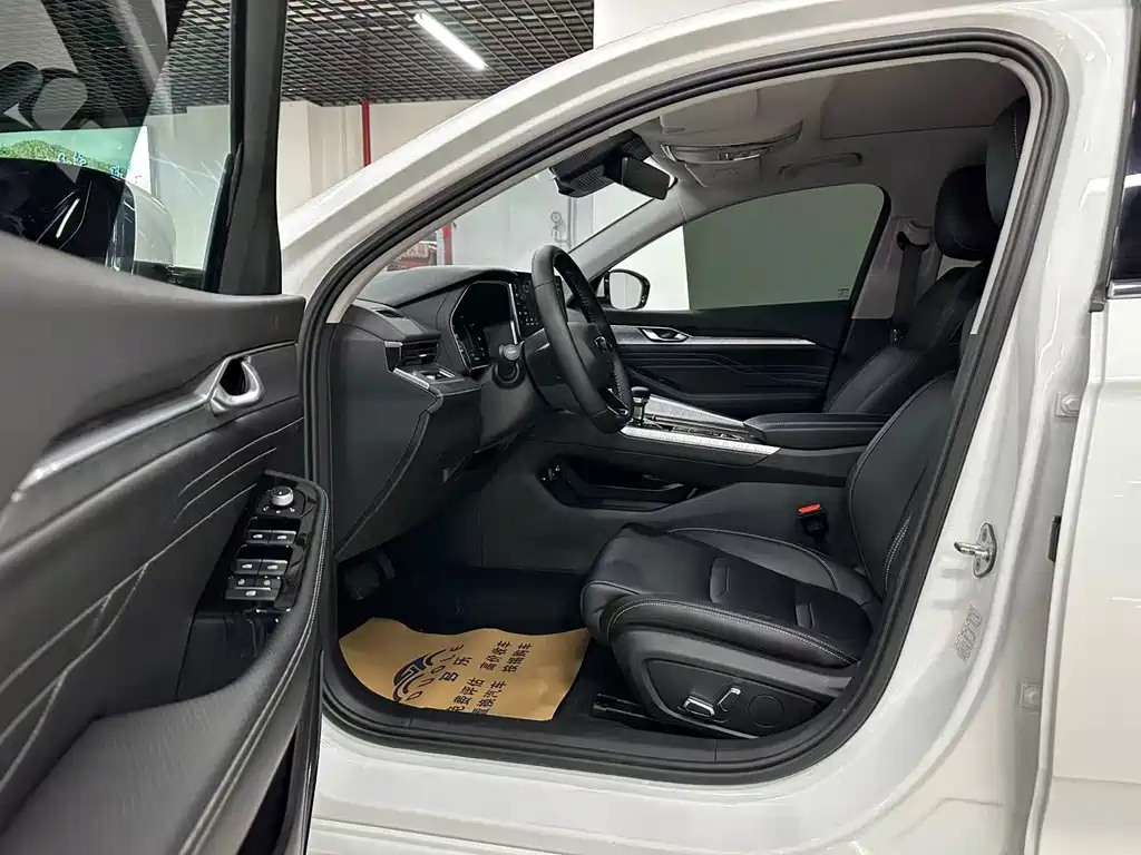 Geely Preface 2023 2.0TD Luxury