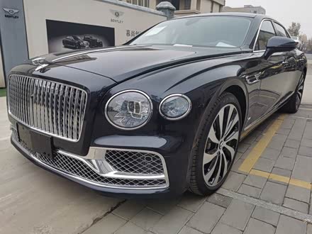 飞驰 2022款 4.0T V8 标准版