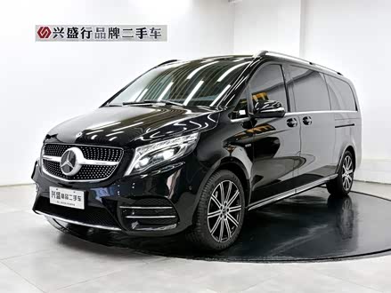 奔驰V级 2021款 V 260 L 长轴距豪华版
