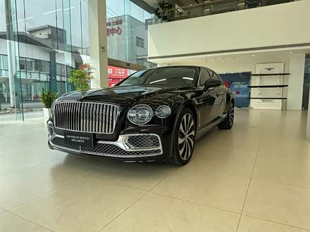 飞驰 2022款 4.0T V8 标准版
