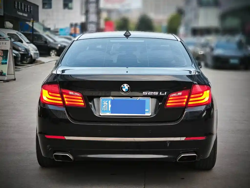 BMW 5 Series 5 2013 525Li Luxury