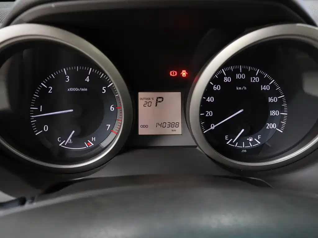 Toyota Land Cruiser Prado 2010 2.7L AT Luxury