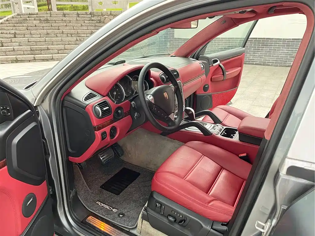 Porsche Cayenne 2006 Cayenne Turbo 4.5T