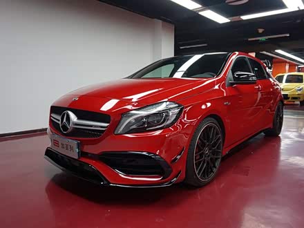 奔驰A级AMG(进口) 2017款 AMG A 45 4MATIC 暗夜雷霆限量版