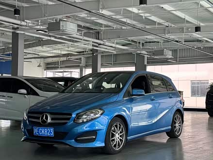 奔驰B级 2015款 B 200 动感型