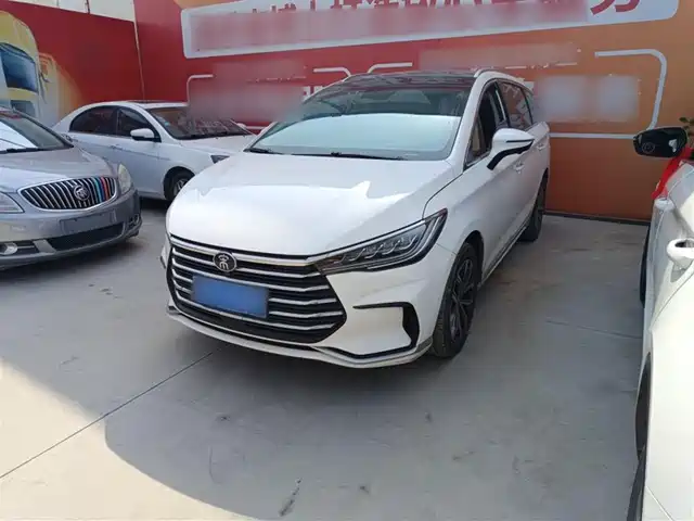 BYD SONG MAX