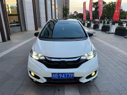 飞度 2018款 1.5L 手动舒适版