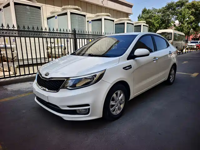 KIA K2 2016