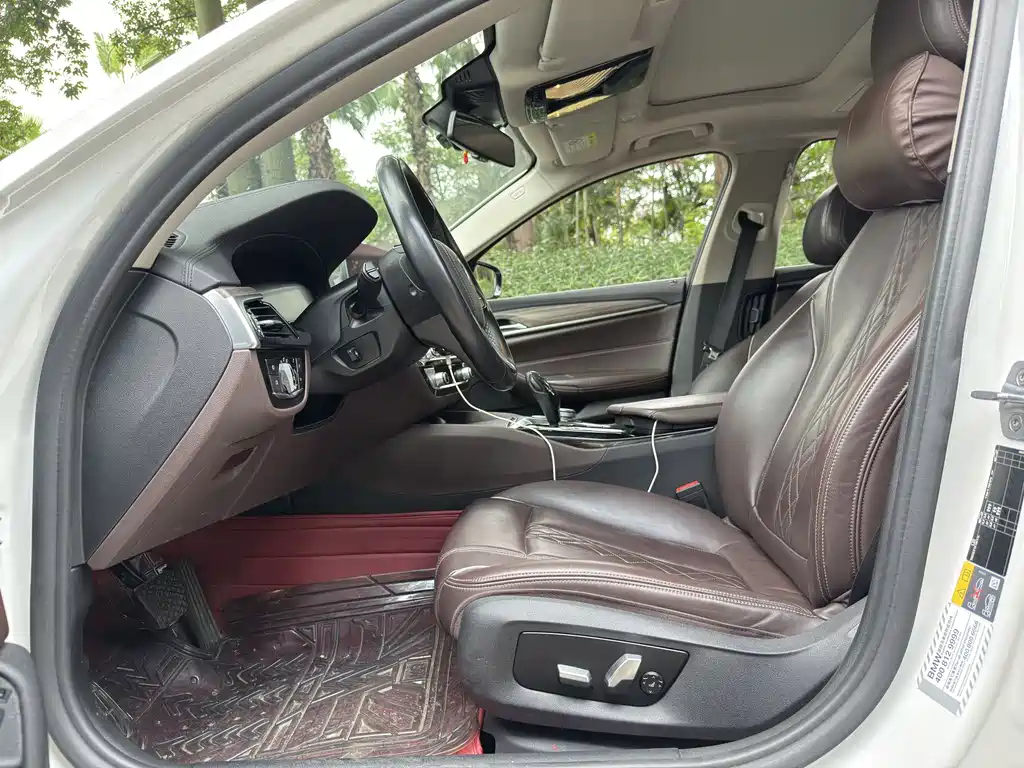 BMW 5 SERIES NEW ENERGY