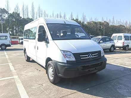 上汽大通MAXUS V80 2016款 2.5T 手动傲运通长轴中顶7座