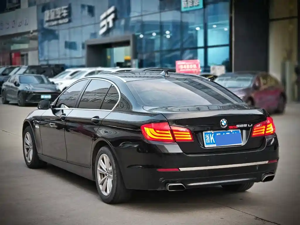 BMW 5 Series 5 2013 525Li Luxury