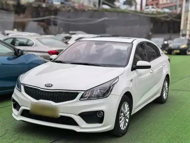 KIA  K2 2018