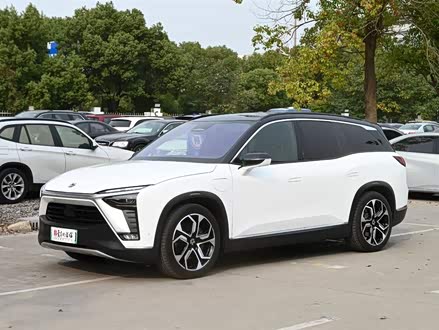 蔚来ES8 2020款 415KM 签名版 六座版