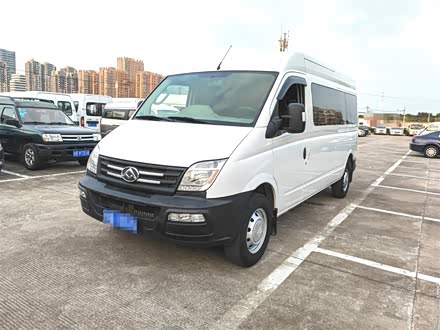 上汽大通MAXUS V80 2020款 2.5T 手动经典城配王短轴中顶2/3座