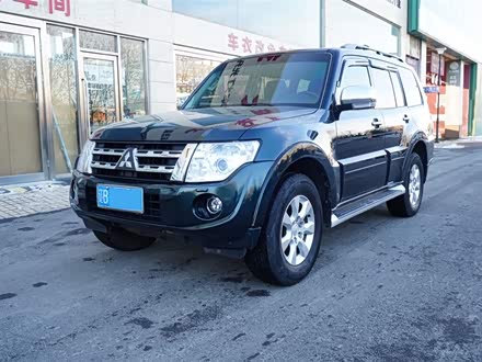 帕杰罗进口 2014款 3.0L 豪华版