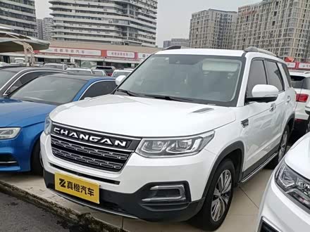 长安CS95 2018款 2.0T 四驱荣耀版